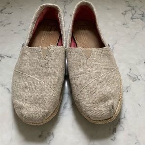 TOMS shoes